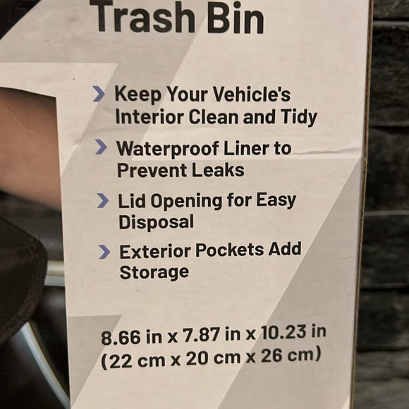 Insulated Vehicle Trash Bin - Picture 3 of 7